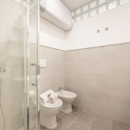 Casa Luna - 10 Min From Train Station