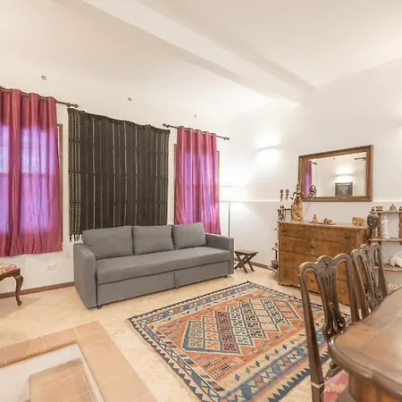 Apartment Casa Luna - 10 Min From Train Station