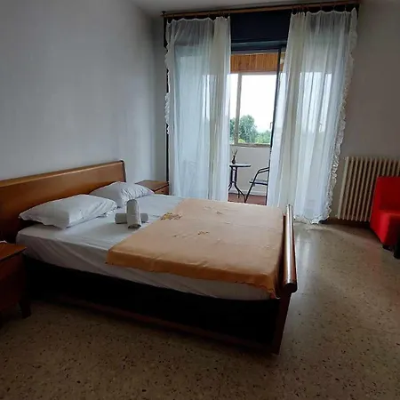 Guest house # Punto Fm 4# Campalto