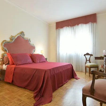 Queen Isabel Apartment Mestre