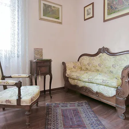 Apartment Queen Isabel *