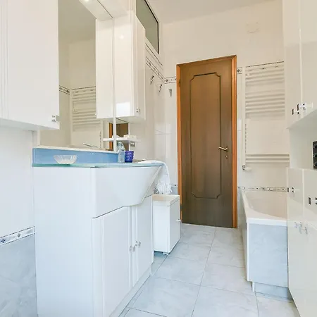 Apartment Queen Isabel Mestre