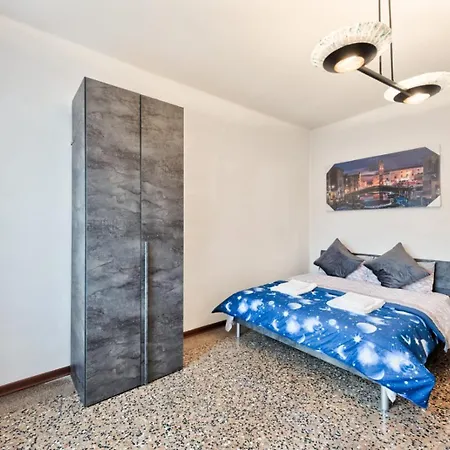 Living Venice * Mestre