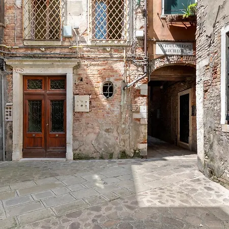 Ca' Da Riva - Attico In Cannaregio Appartamento