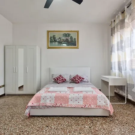 Mahdi Venice Bed & Breakfast *
