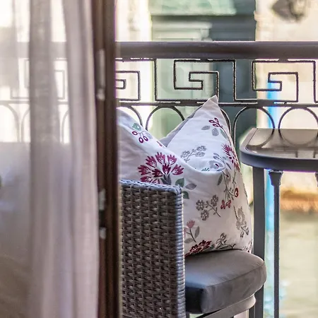 Italian Experience-riva Degli Schiavoni Boutique *