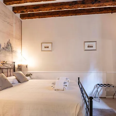 Ca' Pestrin House - San Marco Square * Venedig