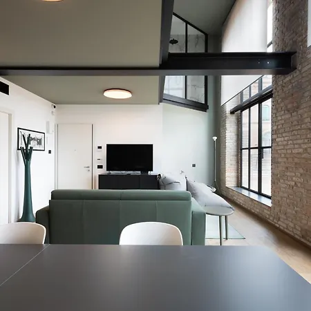 Apartment Penthouse - Loft With Canal View *