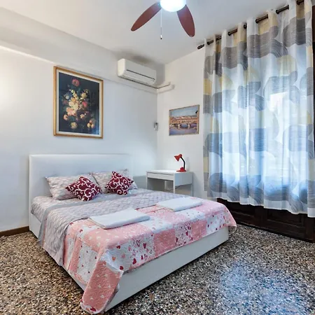 Mahdi Venice Bed & Breakfast