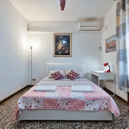 Bed & Breakfast Mahdi Venice Mestre