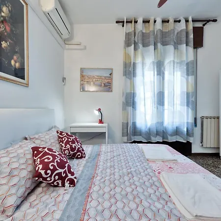 Mahdi Venice Bed & Breakfast