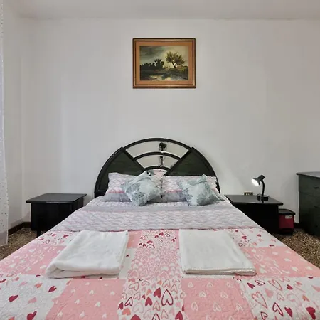 Mahdi Venice Bed & Breakfast *