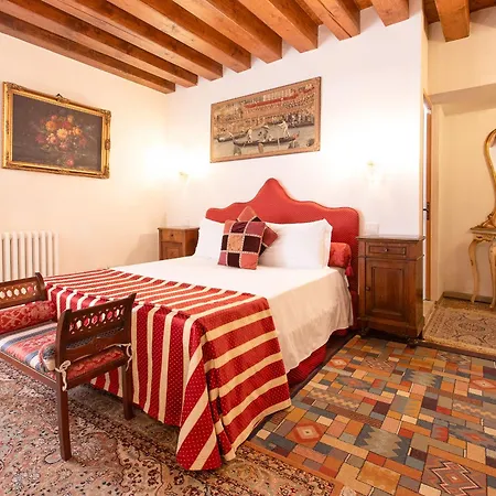 Palazzetto Pisani Grand Canal Casa de hóspedes 4*