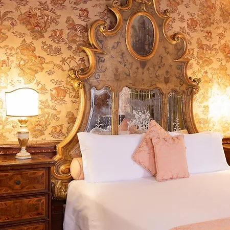Palazzetto Pisani Grand Canal 4*