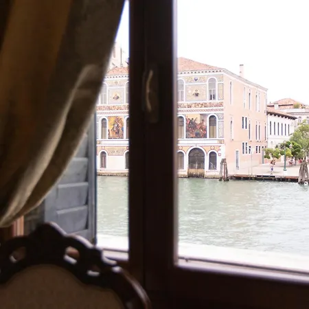 Casa de hóspedes Palazzetto Pisani Grand Canal