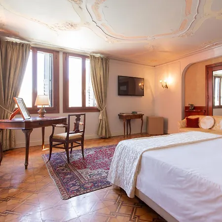 Casa de hóspedes Palazzetto Pisani Grand Canal 4*