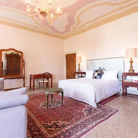 Casa de hóspedes Palazzetto Pisani Grand Canal 4*