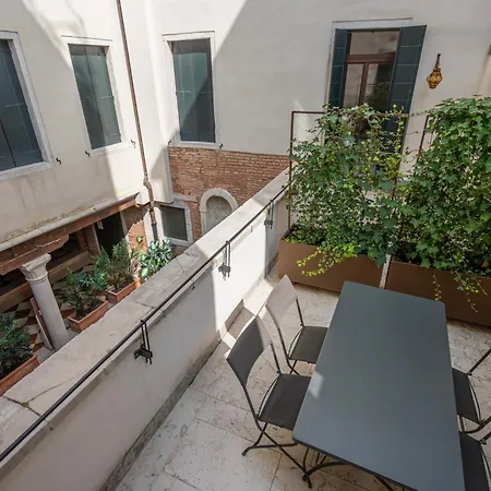 Apartment Palazzo Morosini Degli Spezieri - Lifestyle *