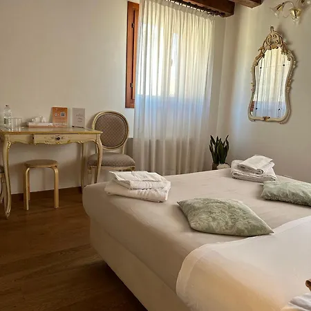 Alloggi Ai Tessitori Hotel 2*