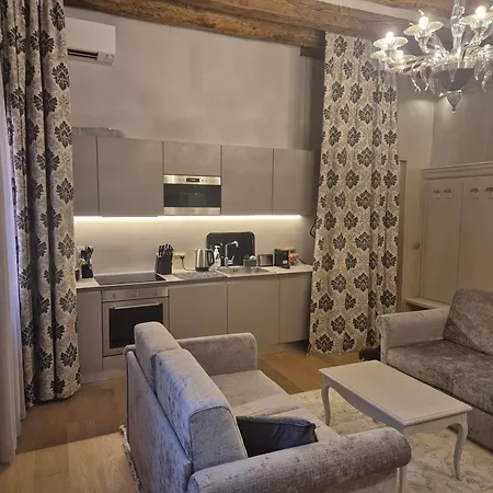 Vite Dorata Apartment *