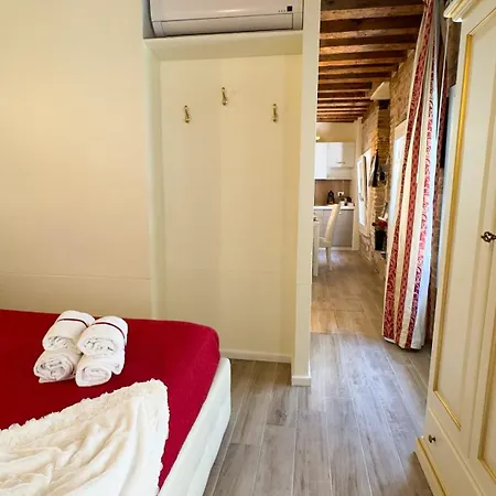 Graceful Barnaba Apartment