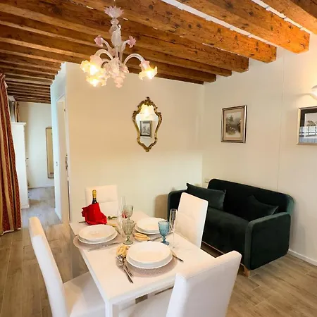 Graceful Barnaba Apartment