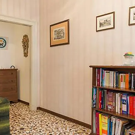 Apartment Near Biennale Theatre Venice