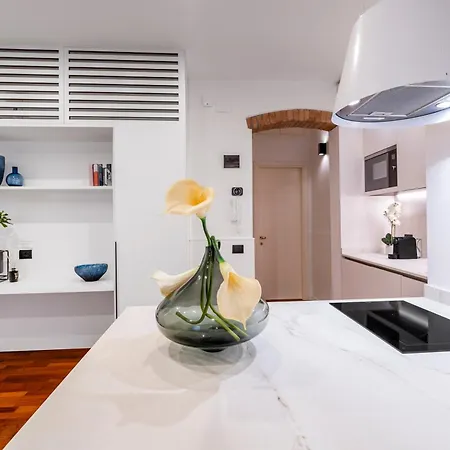 Apartment San Barnaba Palace R&r