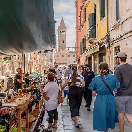 San Barnaba Palace R&r *