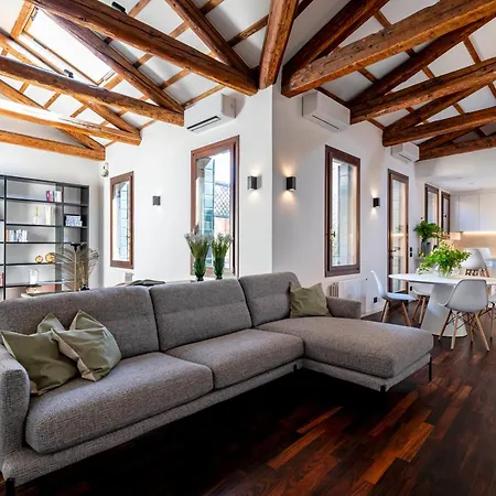 San Barnaba Palace R&r Apartment Venice