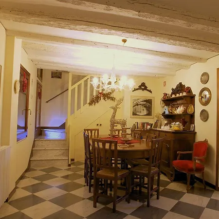 Nocleg ze śniadaniem 3749 Pontechiodo 3*