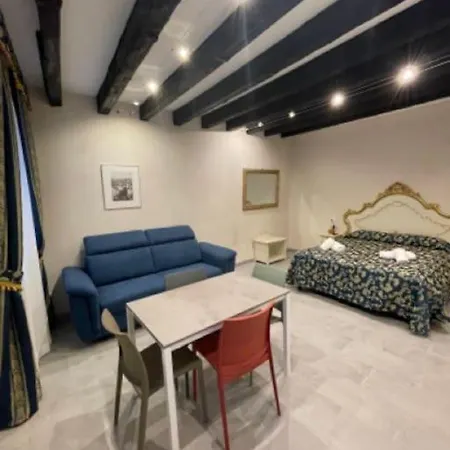 Ca'antica Sinagoga - Canal Front Apartment *