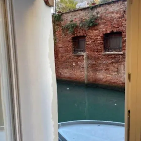 Ca'antica Sinagoga - Canal Front Venice