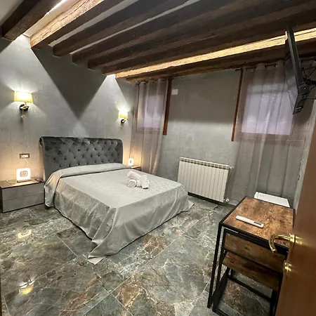 Rainbow Biennale Guest house Venice