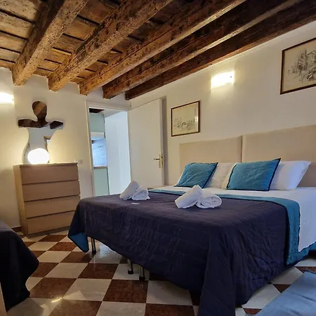 Veneziacentopercento & *