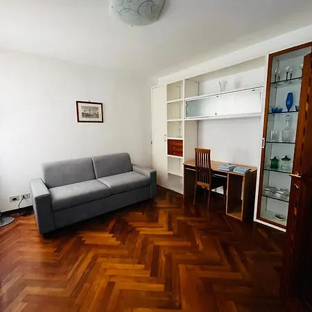 Apartment Casarosalia *