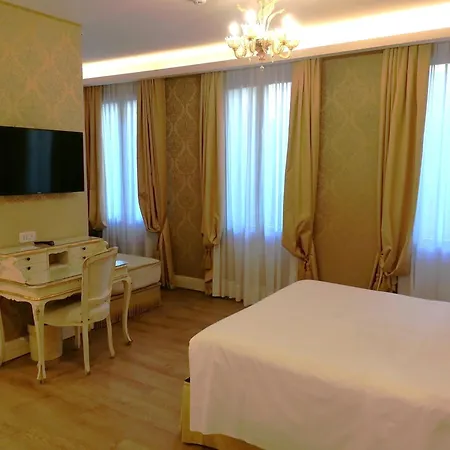 Hotel Canaletto 3*