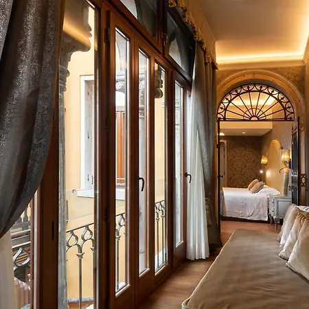 Canaletto Hotel