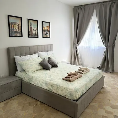 Grey Apartment *