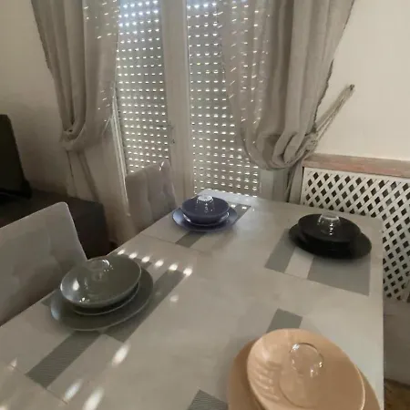 Grey Apartment Venice