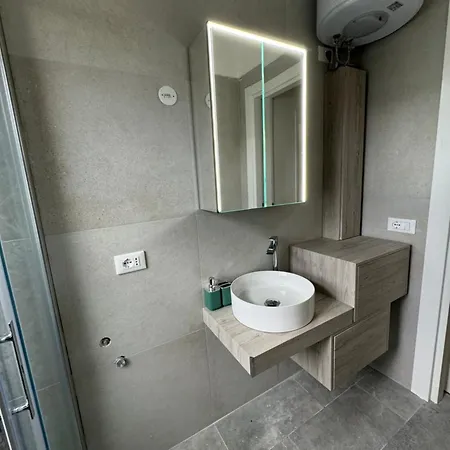 Grey Apartment *