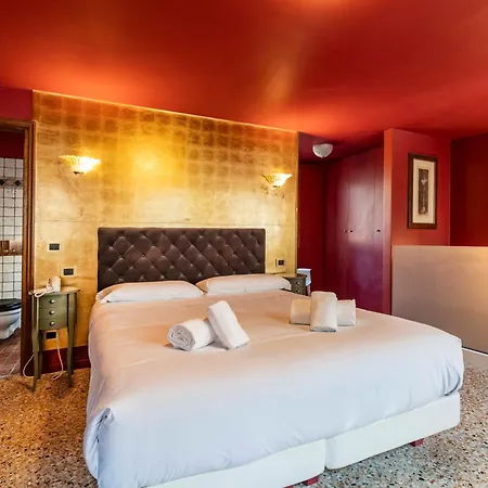 Ca' Di Loto Apartment