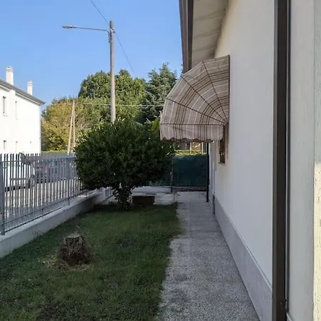 Casetta Singola 90 Mq Vicino Aeroporto E Venezia * Favaro Veneto