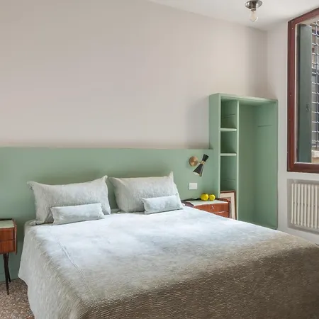 Sant'angelo Canal View Appartement *
