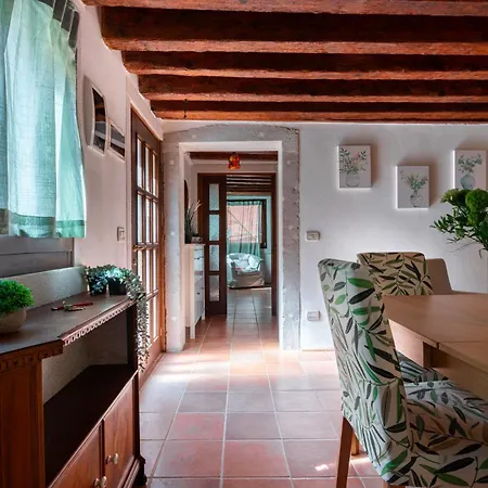 Ca' Del Majo Apartment