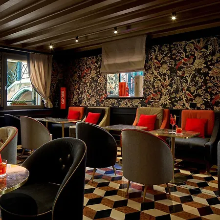 Hotel Unahotels Ala Venezia-adults 16