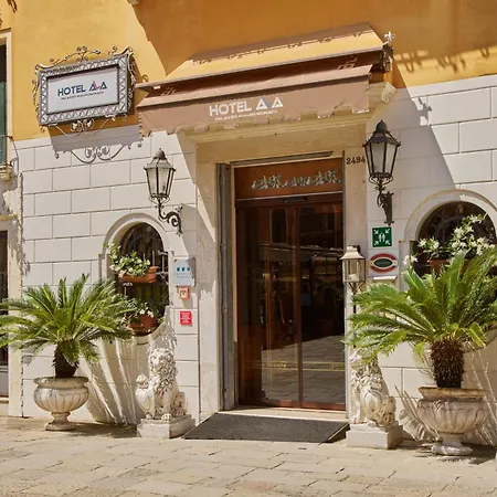 Hotel Unahotels Ala Venezia-adults 16 3*