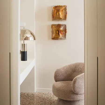 Noble Floor Art R&r Apartment *