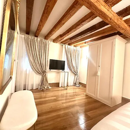 Mhh 2391 Apartment