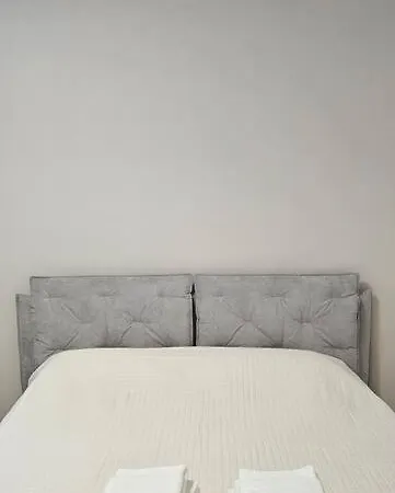 Apartment Nuovo Bianco Appena Ristrutturato *